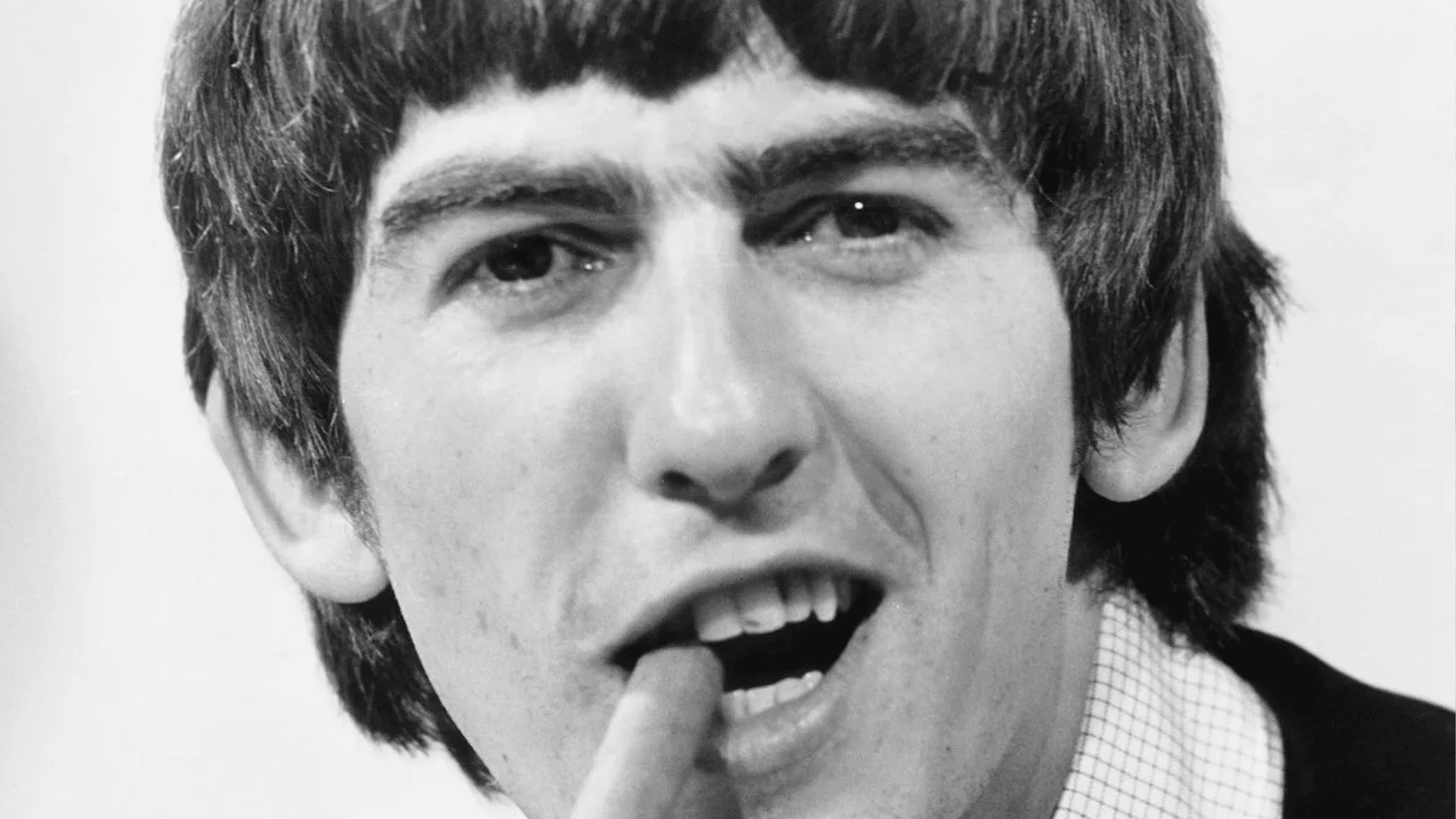 George Harrison : le moment de diva méconnu du Beatle silencieux à Hambourg
