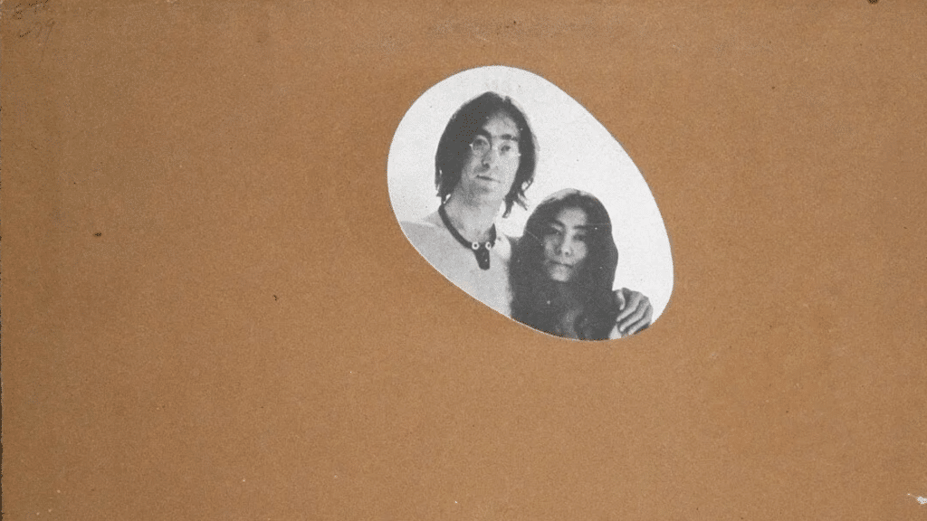 Sissy Spacek Réprimande John Lennon dans une Chanson pour son Album 'Two Virgins'