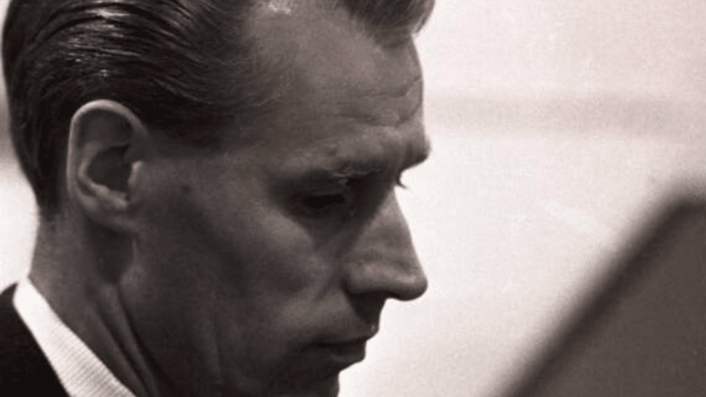 George Martin, les Beatles et 'She's Leaving Home' : une blessure musicale
