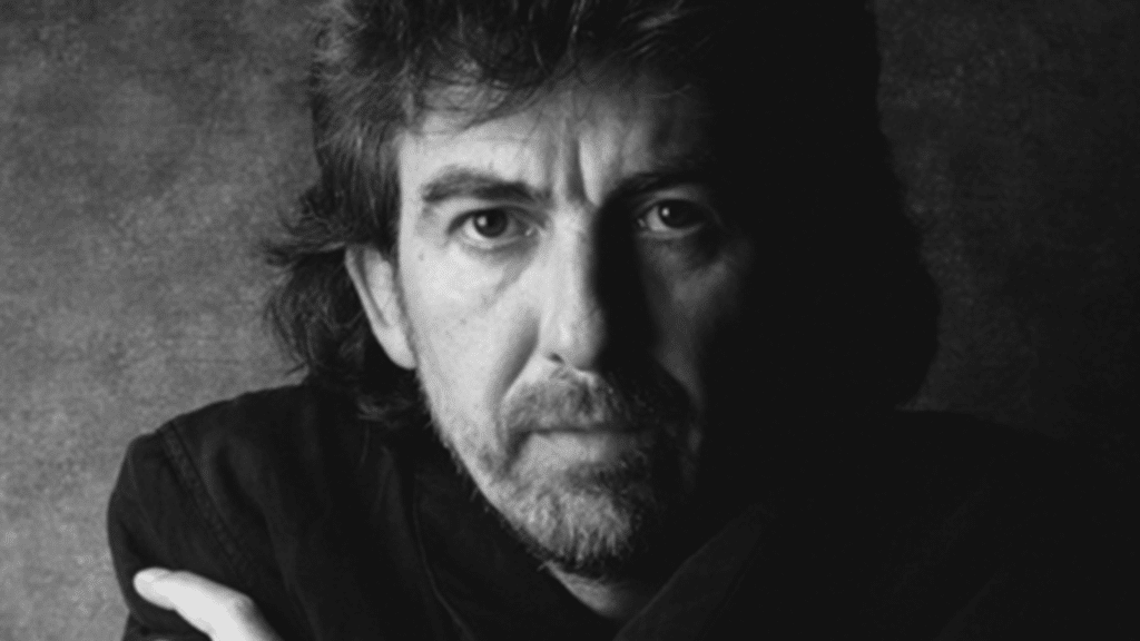George Harrison jouant 'Long Long Long'