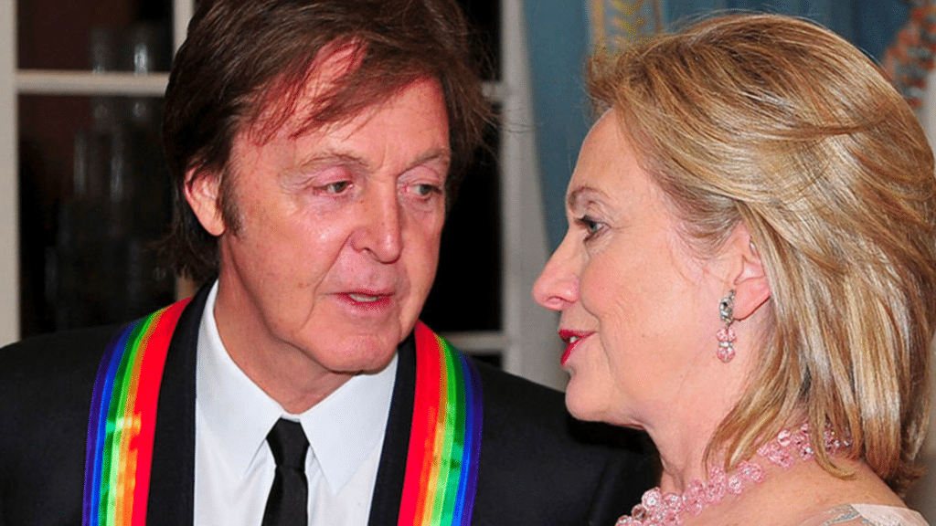 Hillary Clinton et son amour de longue date pour les Beatles depuis 'The Ed Sullivan Show'