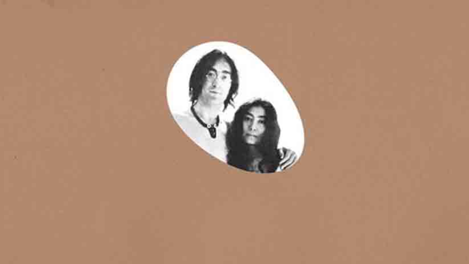 La tante de John Lennon critique la pochette de 'Two Virgins' pour une raison surprenante