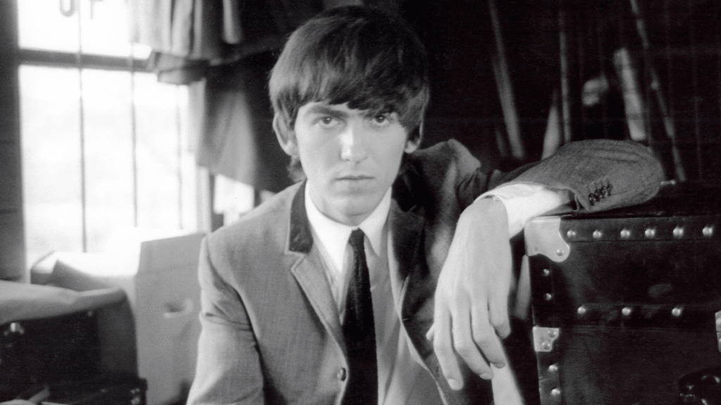 La relation tendue entre McCartney et Harrison : L'histoire derrière la dynamique des Beatles