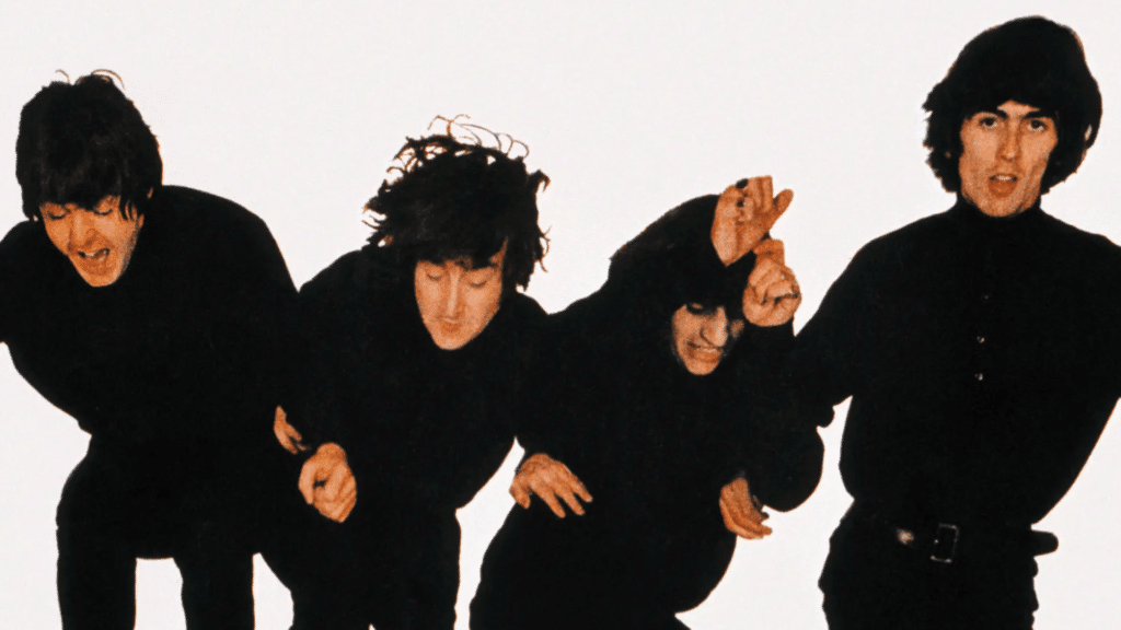 La Rencontre Entre Les Beatles et Elvis en 1965 : Le Jour où McCartney a Irrité le King.