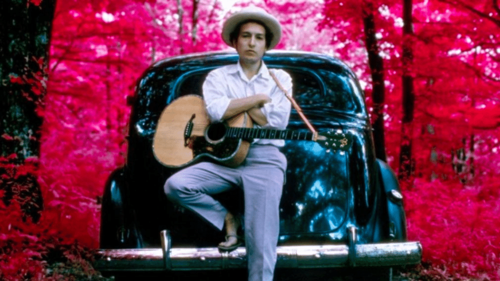 Bob Dylan a accusé John Lennon d'avoir accidentellement plagié une chanson classique des Beatles