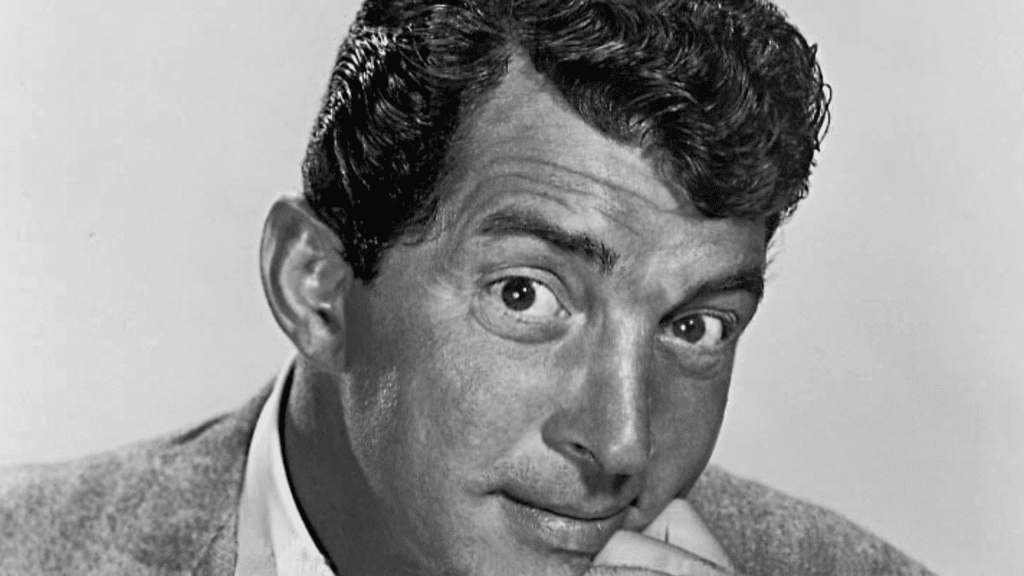 Dean Martin a fait tomber la chanson des Beatles "A Hard Day's Night" de la première place.
