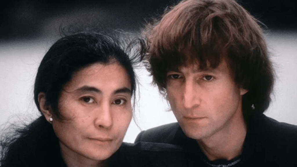 Double Fantasy de Lennon : Comment cet Album est sur le Point de Battre des Records de Prix