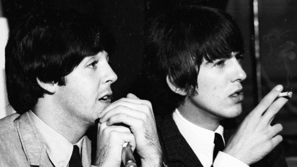 John Lennon se sentait un peu coupable de la façon dont il traitait George Harrison, mais pas Paul McCartney