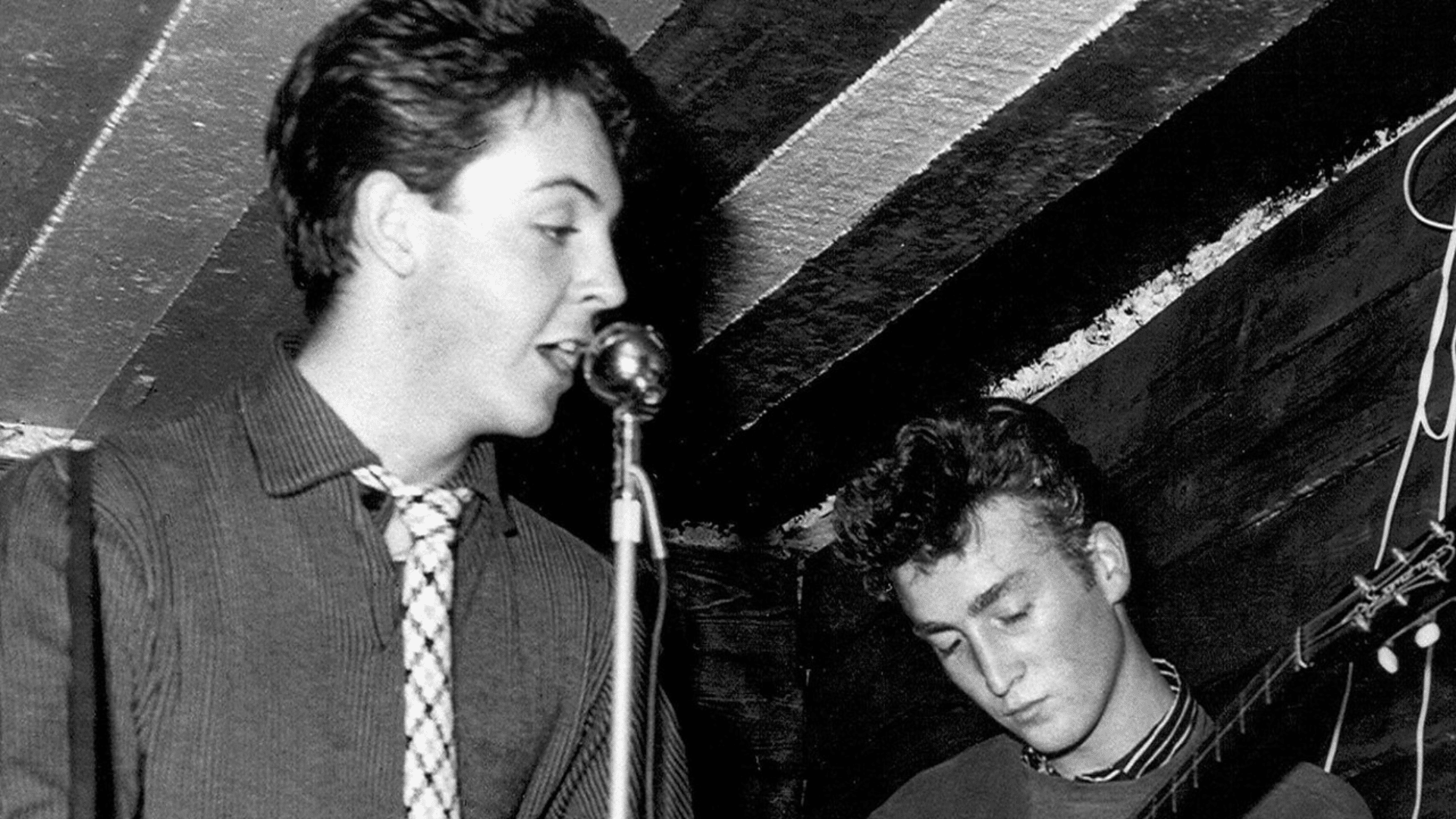 Premier concert de Paul McCartney avec John Lennon : Un début difficile