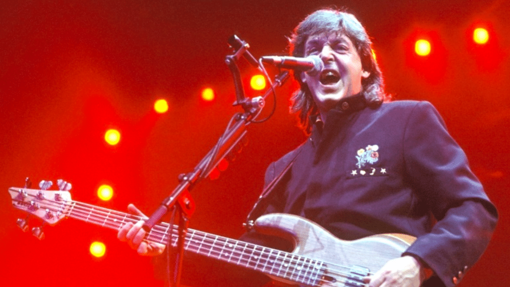 L'histoire touchante de "Distractions" de Paul McCartney et l'influence de Clare Fischer