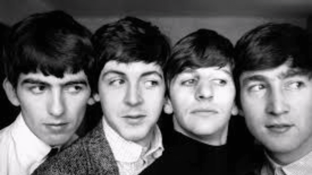Pourquoi John Lennon a transformé la "Révolution" des Beatles en chanson rock