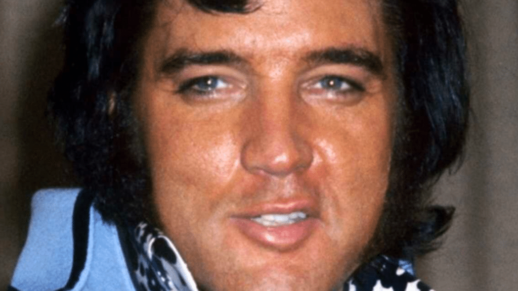 Paul McCartney confie ce que les Beatles n'ont pas compris au sujet d'Elvis Presley au départ