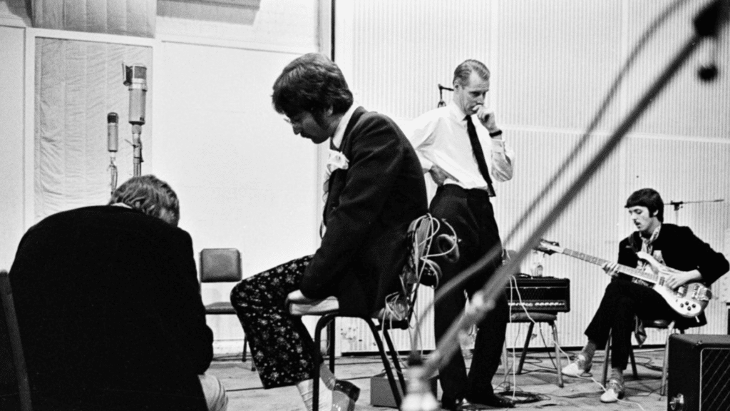 ENCEINTES/AMPLIFICATEURS UTILISÉS PAR LES BEATLES POUR ENREGISTRER LES ALBUMS "SGT.PEPPER", "WHITE ALBUM", "ABBEY ROAD" À VENDRE AUX ENCHÈRES