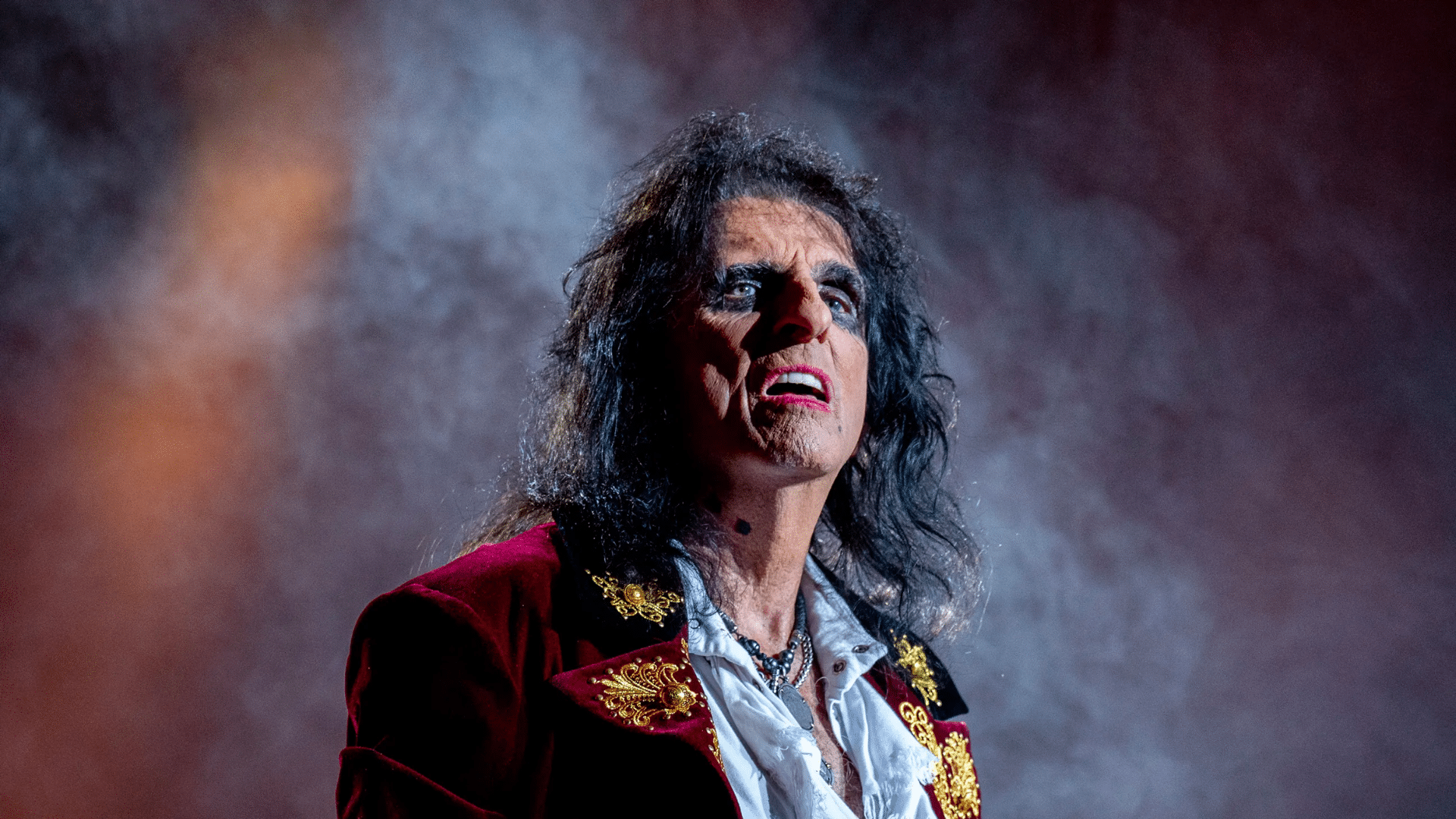 La chanson d'Alice Cooper que John Lennon pensait que Paul McCartney devrait chanter