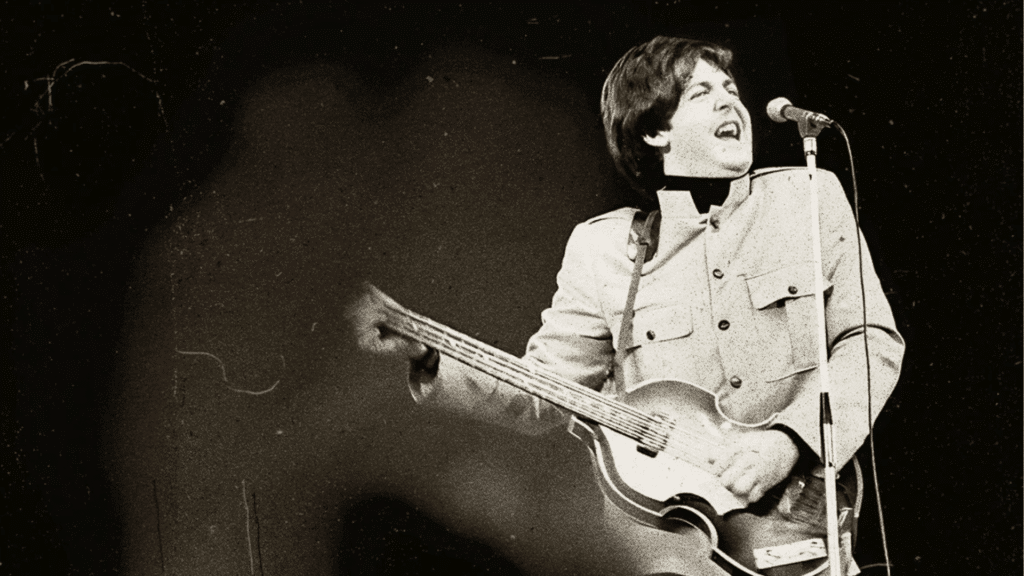 La recherche de la première basse Höfner de Paul McCartney commence