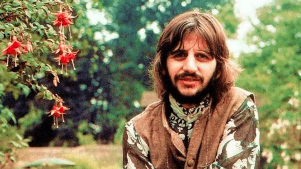 La seule chanson des Beatles qui contient un solo de batterie de Ringo Starr