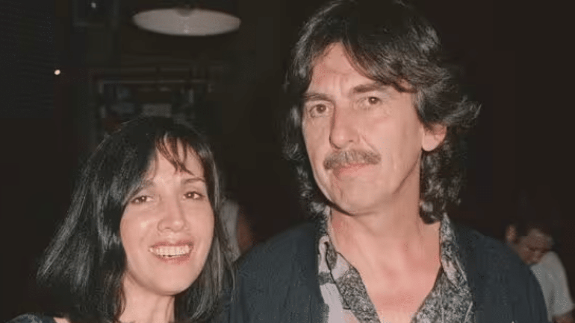 La vie de George Harrison a été littéralement sauvée par les paroles d'une légende des Beatles lors d'une attaque au couteau.