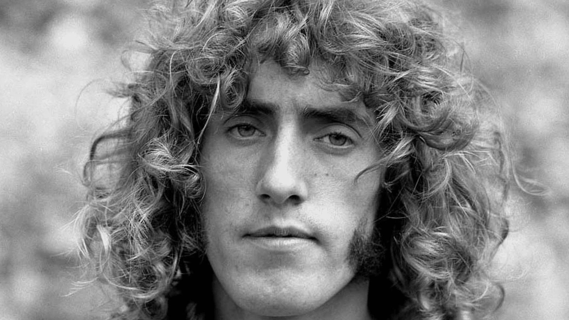 Pourquoi Roger Daltrey s'est figé lorsqu'il a rencontré les Beatles pour la première fois
