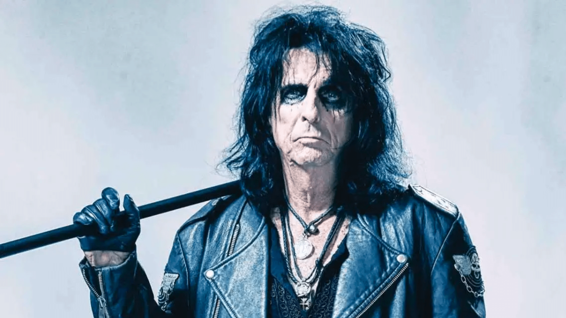 La chanson des Beatles dont John Lennon a dit à Alice Cooper qu'elle était "totalement absurde".