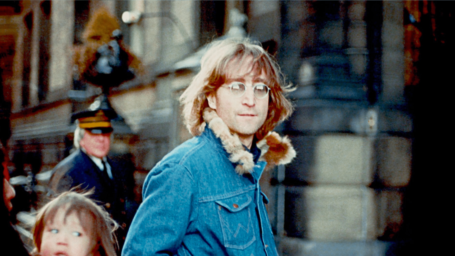 La chanson "Woman" de John Lennon parle de sa vision du succès