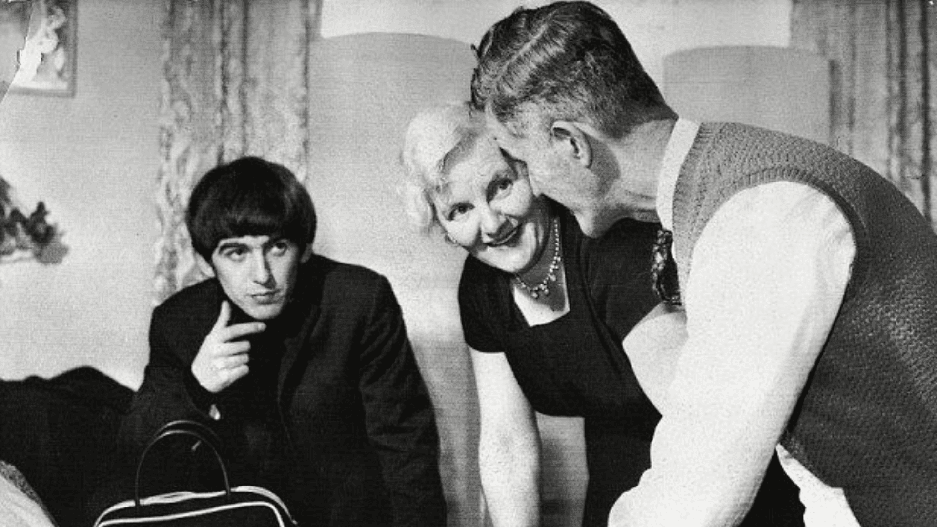 La mère de George Harrison a déclaré que certains "soi-disant" fans des Beatles lui ont fait "honte" d'être une femme