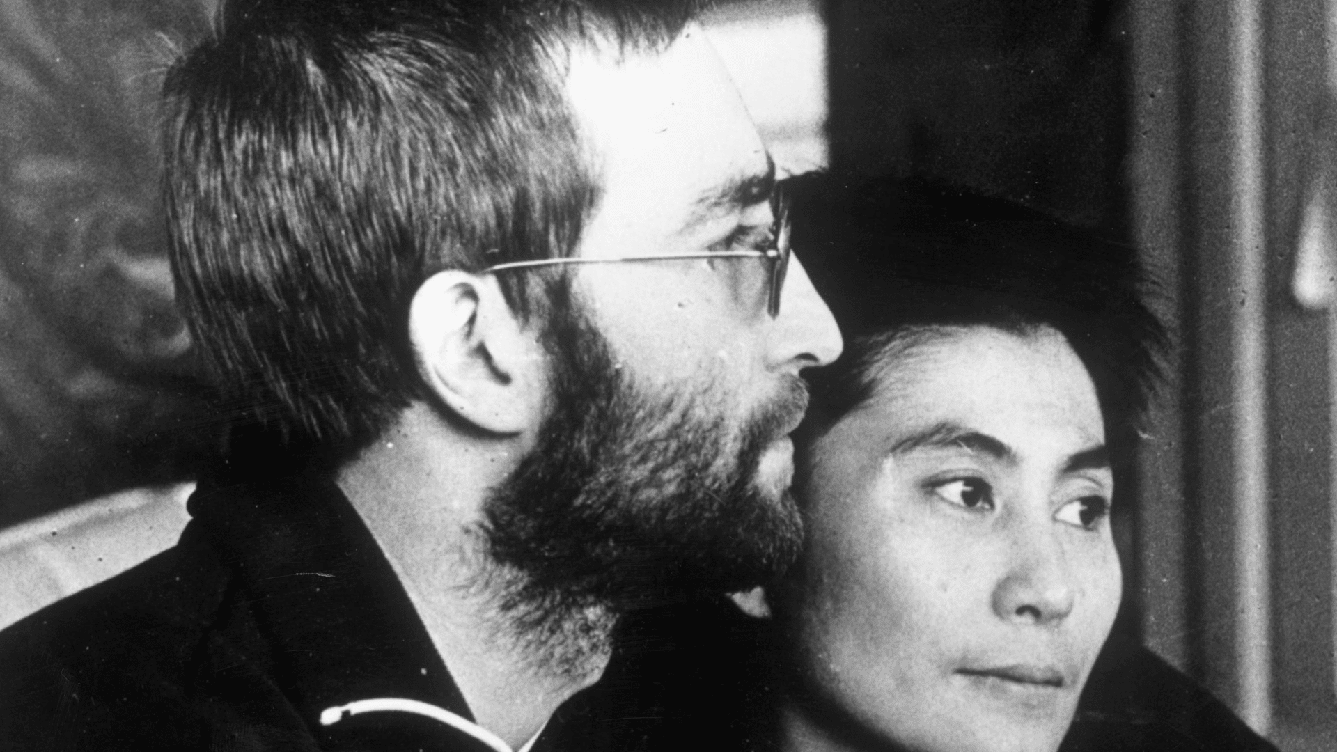 Le 30e anniversaire chaotique de John Lennon, qui l'a vu dénoncer son père et enregistrer une chanson solo classique