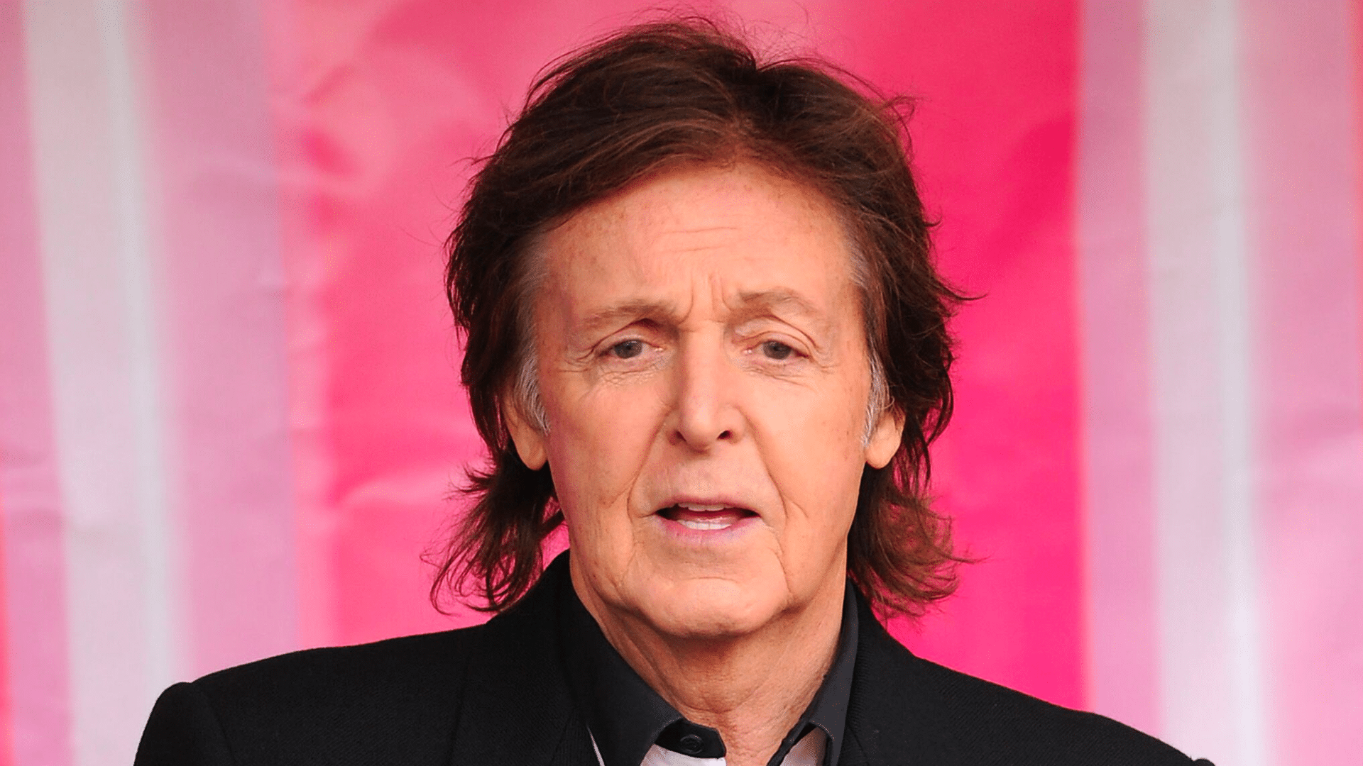 Paul McCartney parle de la chanson qui "évoque les années 60".