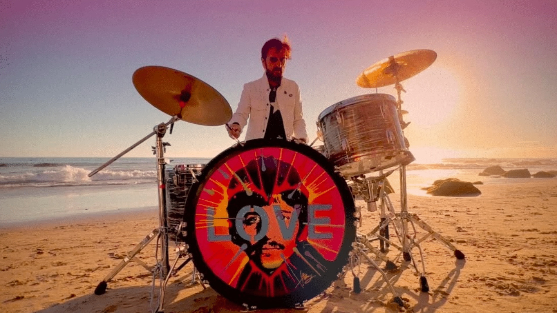 Ringo Starr désigne son batteur préféré de tous les temps : "Personne n'est aussi bon que lui"