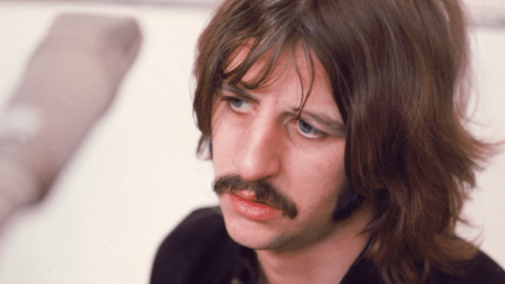 Ringo Starr et John Lennon avaient des sentiments contradictoires à l'égard de la chanson "Get Back" des Beatles