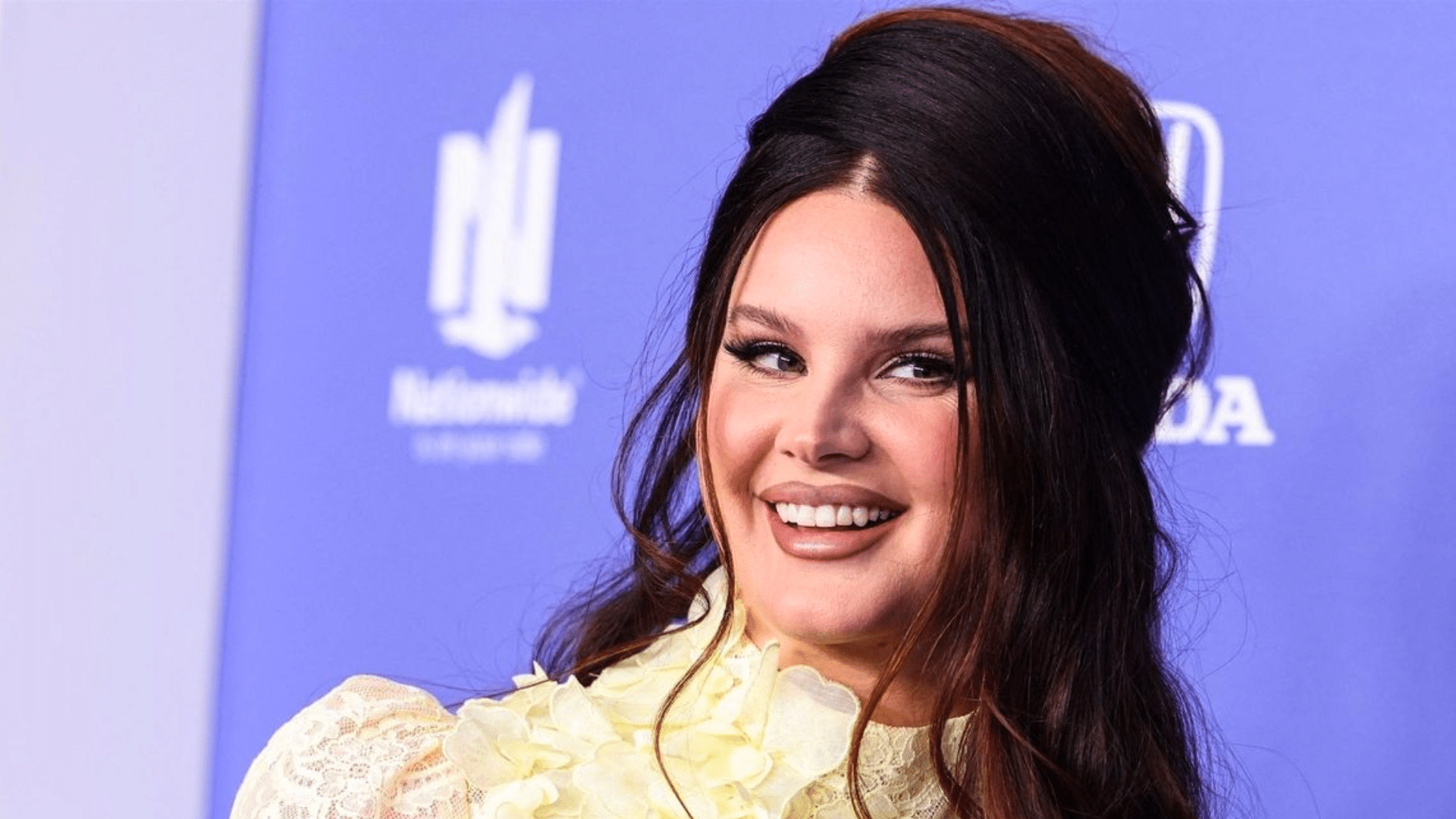 Comment une chanson de John Lennon a inspiré la chanson de Lana Del Rey "Did You Know That There's a Tunnel Under Ocean Blvd".