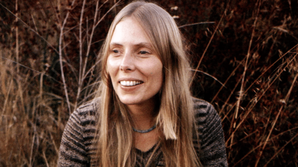 Conflit Joni Mitchell et John Lennon : Analyse et Révélations