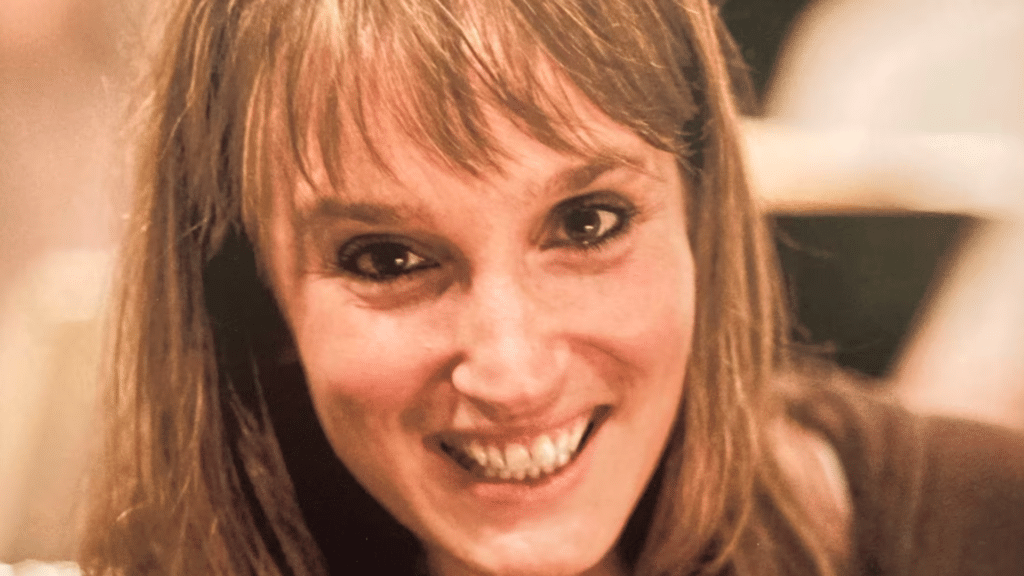 L'altiste Caroline Buckman faisait partie des musiciens invités par Paul McCartney à participer à une séance d'enregistrement secrète à Los Angeles en 2022, sans savoir qu'il s'agissait de la dernière chanson des Beatles, intitulée Now and Then, qui devait être publiée 18 mois plus tard. Caroline Buckman est décédée d'un cancer avant de savoir sur quoi elle travaillait, mais ses amis et sa famille sont ravis qu'elle en ait fait partie.