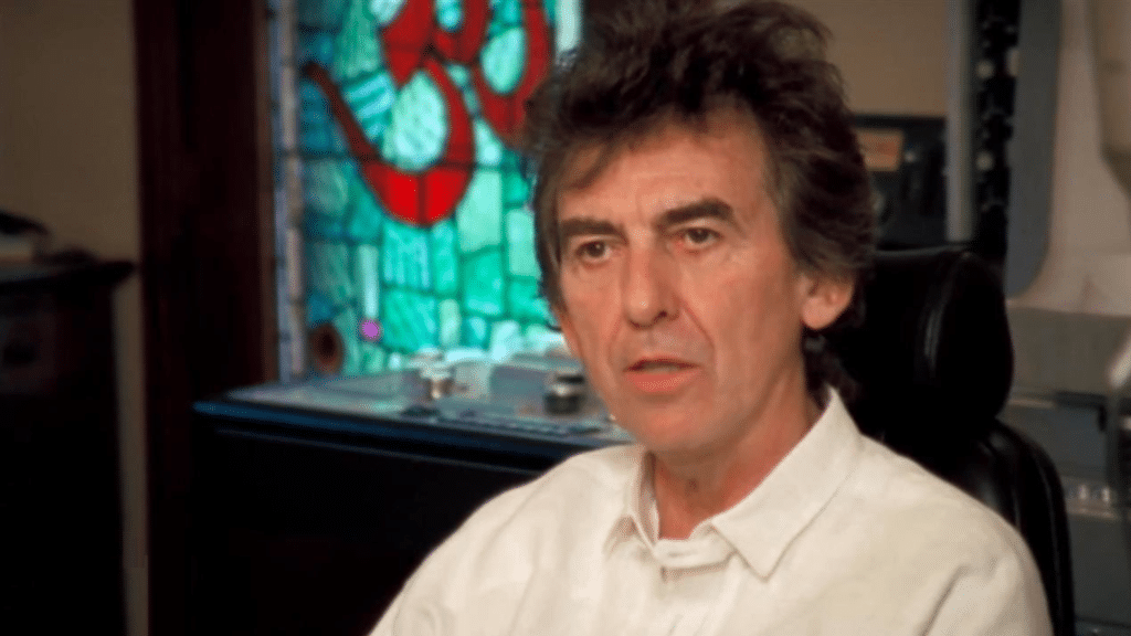 La biographie de George Harrison révèle la réponse sarcastique du musicien après avoir été poignardé 40 fois