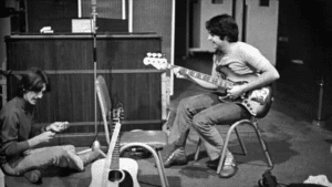 Le nouveau single des Beatles est déjà en chute libre au Billboard Charts