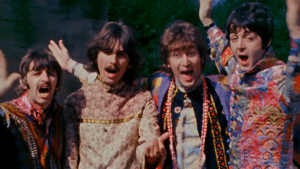 Le titre "Now and Then" des Beatles fait son entrée dans le classement Rock & Alternative Airplay après une journée d'écoute