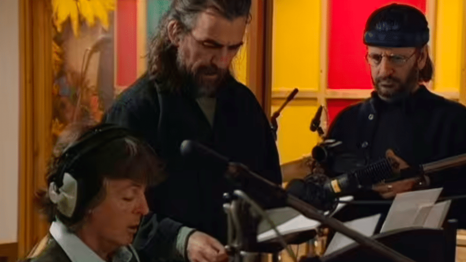 Olivia Harrison révèle comment George Harrison a prédit "Now and Then" de façon "magique".