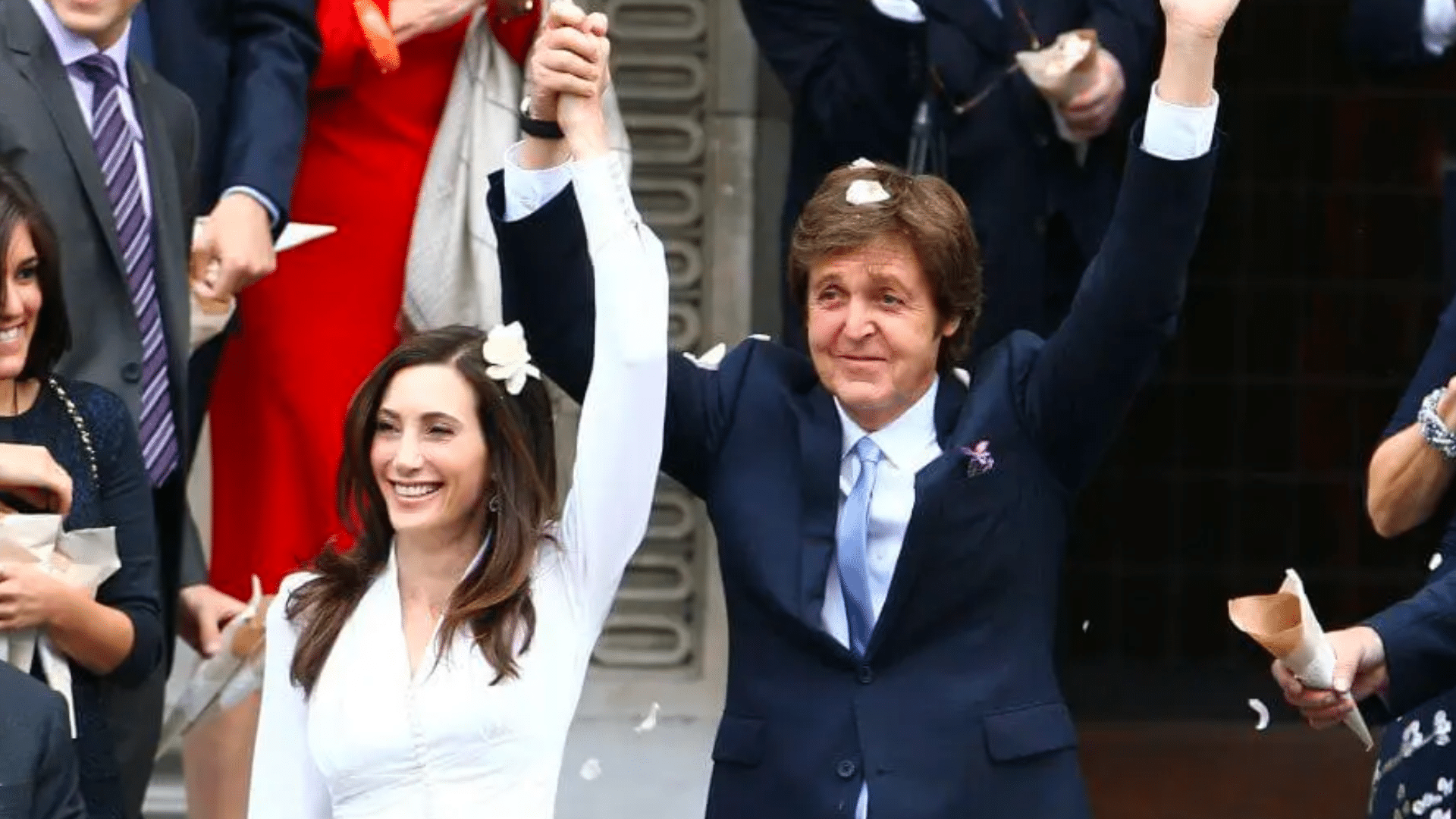 Paul McCartney a pris le temps d'honorer John Lennon lors de son mariage en 2011