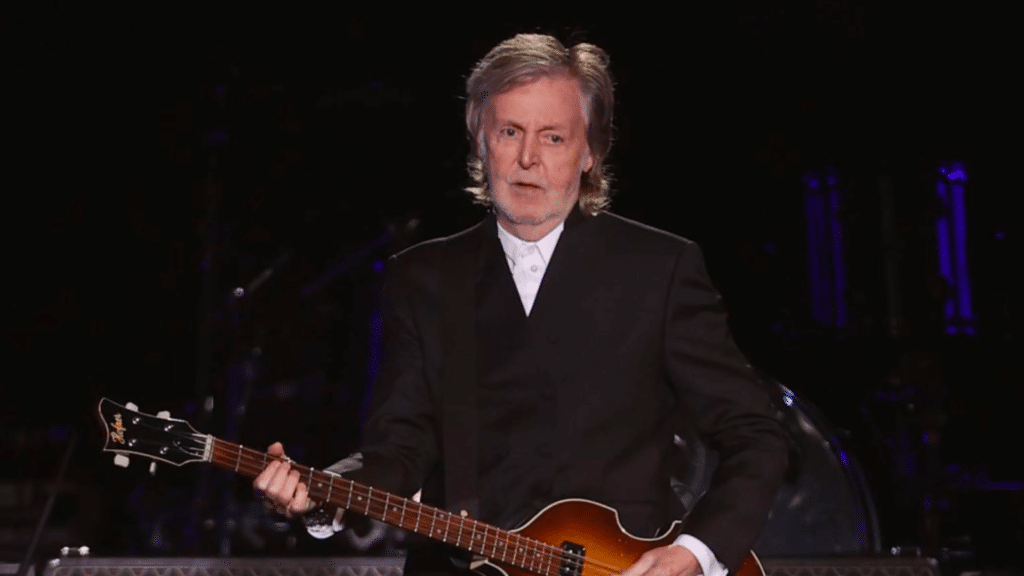 Paul McCartney déclare que la mort de John Lennon et de George Harrison reste une "pilule amère à avaler".