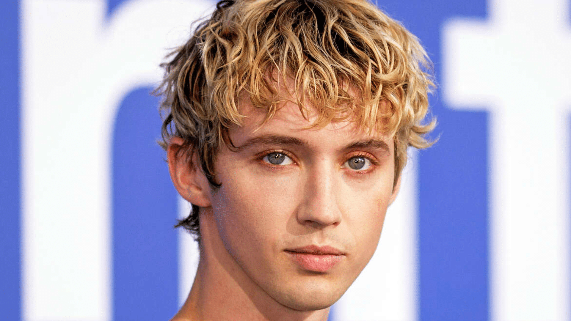 Pourquoi Troye Sivan reprend-il "My Sweet Lord" de George Harrison ?
