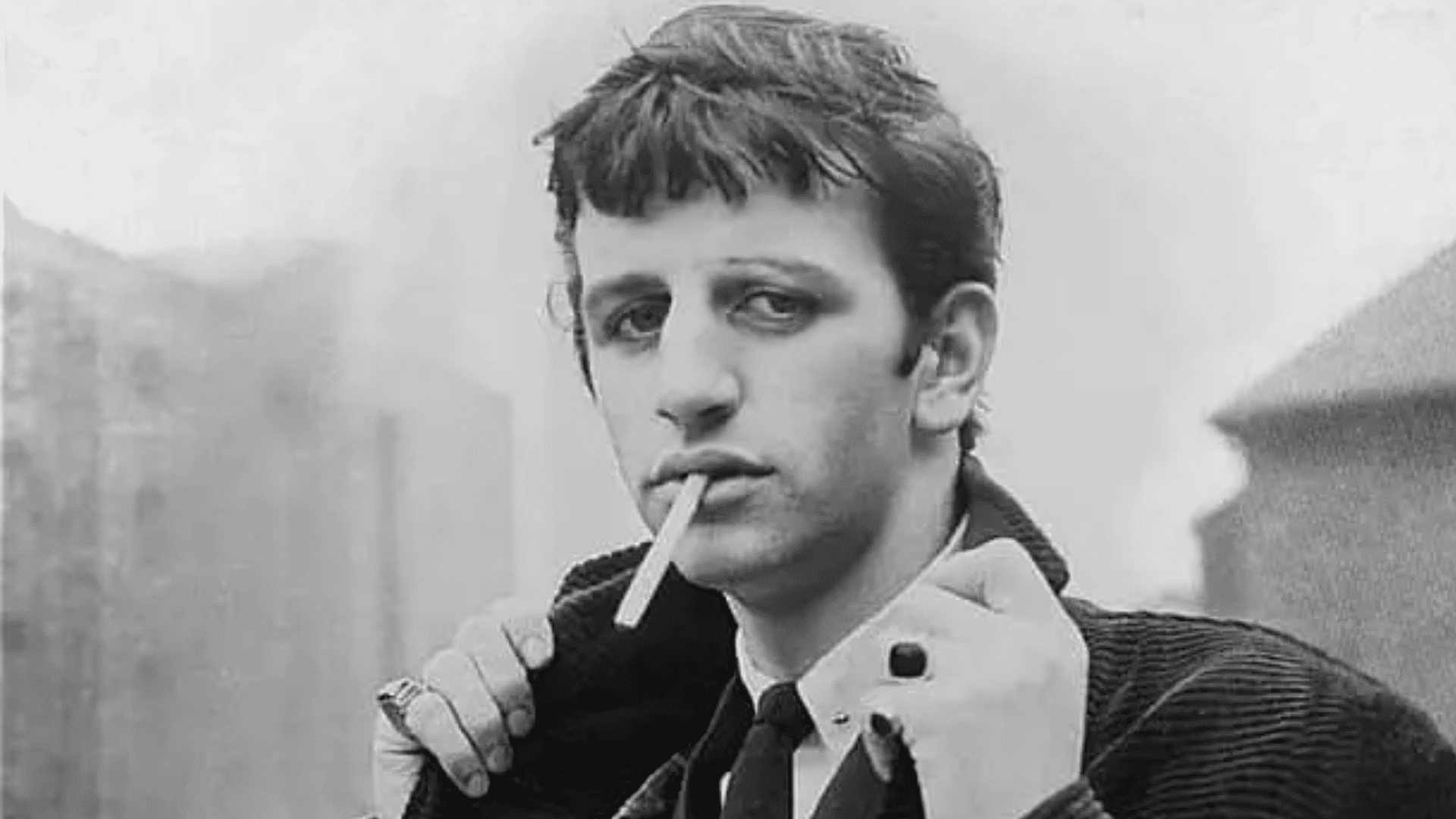 Ringo Starr se souvient d'avoir entendu la BBC jouer "Love Me Do" des Beatles pour la première fois