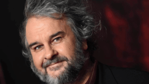 Sir Peter Jackson fait ses débuts dans la vidéo musicale avec la dernière chanson des Beatles