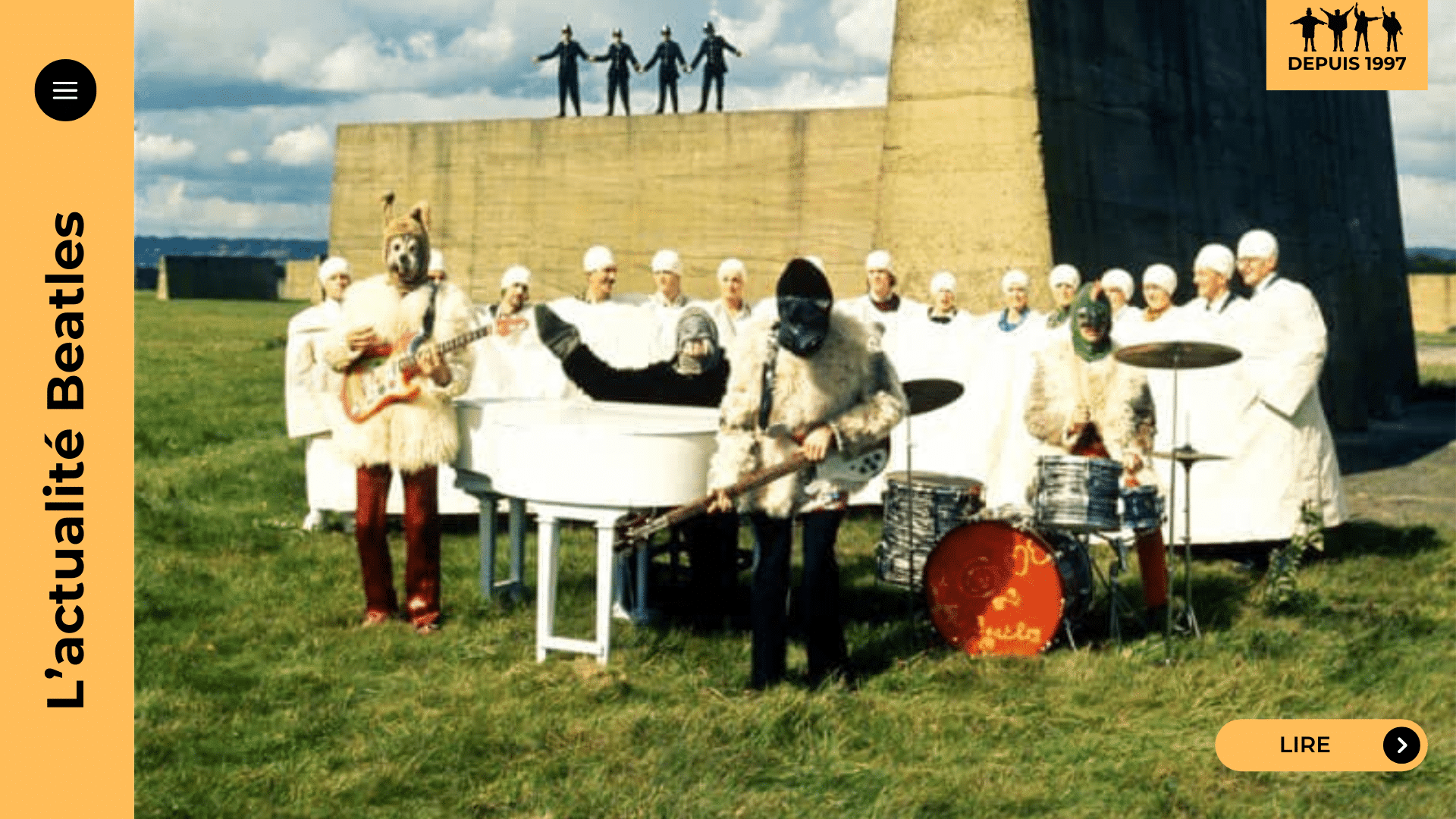 I Am the Walrus : Lennon promettait un morceau capable de tenir cent ans. Entre non-sens, orchestration baroque, chœurs, et radio diffusant King Lear, découvrez pourquoi cette face B reste un vertige de studio. Lisez l’analyse et réécoutez au casque.
