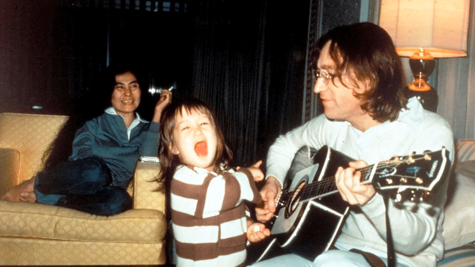 John Lennon était "si heureux" dans ses derniers jours, dit un ami, mais il était confronté à des prémonitions troublantes