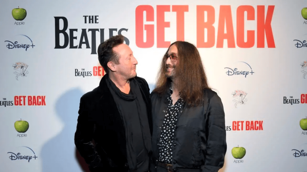 Julian Lennon a assisté à la première de "Get Back" pour aider Sean Lennon à "affronter ses démons".