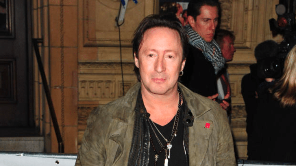 Le fils de John Lennon a raconté comment il est retombé amoureux de son père