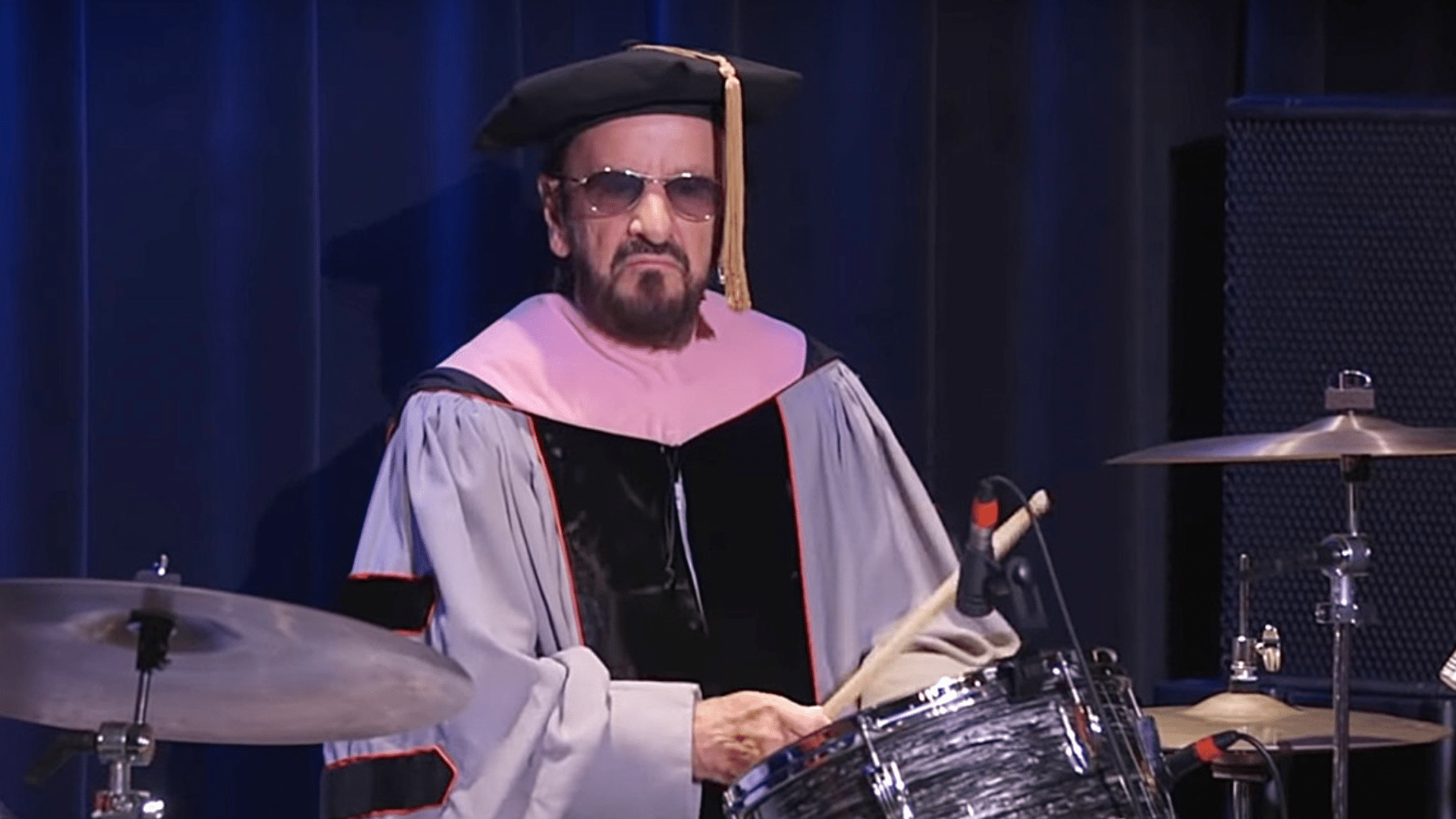 Ringo Starr dit que les gens de l'extérieur ont une mauvaise image de John Lennon