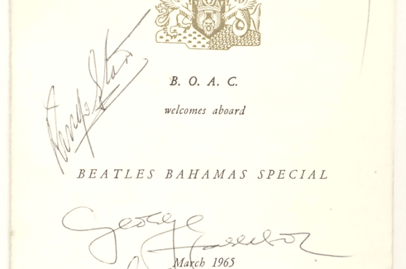 LE MENU DU VOL DES BEATLES AU RETOUR DES BAHAMAS VENDU POUR 7 000 LIVRES STERLING