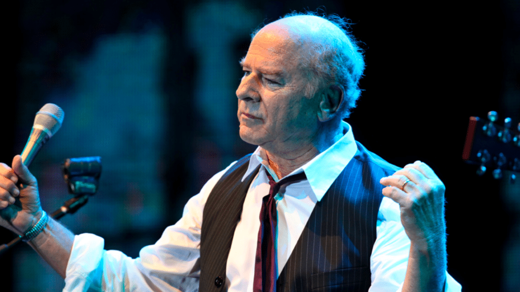 Art Garfunkel choisit sa chanson préférée des Beatles