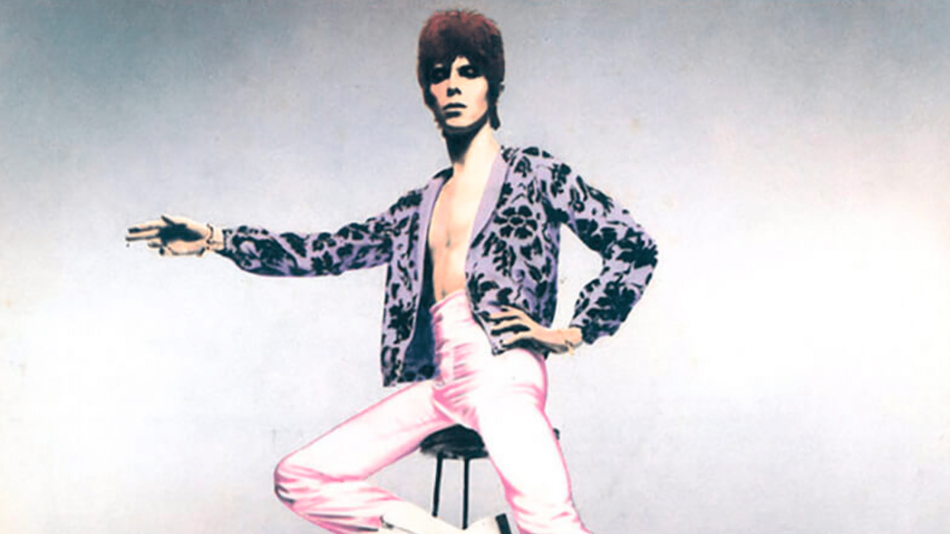 David Bowie a déclaré que sa chanson "Fame" était la tentative de John Lennon de mettre l'art à la portée du plus grand nombre
