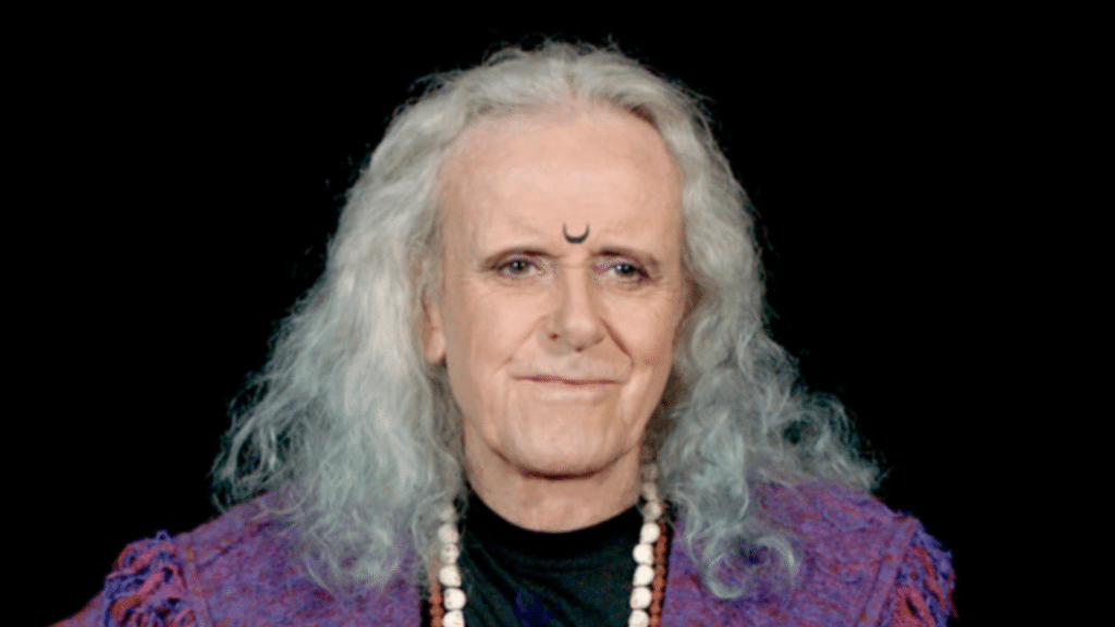 Donovan dit qu'il est devenu le "mentor" de George Harrison